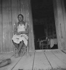 Wife of tractor driver on the Aldridge Plantation, Mississippi, 1937. Creator: Dorothea Lange