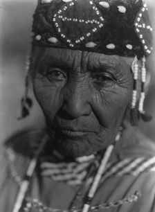 Wife of Modoc Henry [A]-Klamath, c1923. Creator: Edward Sheriff Curtis