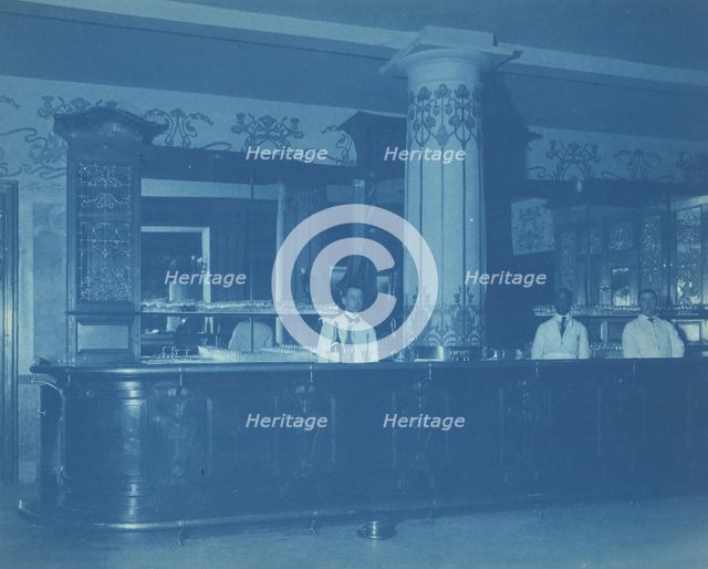 Willard Hotel bar, between 1901 and 1910. Creator: Frances Benjamin Johnston.
