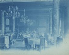 Willard Hotel - dining room, between 1901 and 1910. Creator: Frances Benjamin Johnston