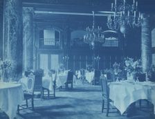 Willard Hotel - dining room, between1901 and 1910. Creator: Frances Benjamin Johnston