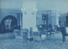 Willard Hotel lounge, between1901 and 1910. Creator: Frances Benjamin Johnston