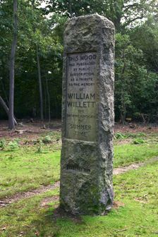 Willett memorial, Petts Wood, Kent, 2005. Creator: Peter Thompson