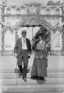 William Wheeler & wife, between c1915 and c1920. Creator: Bain News Service
