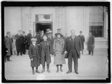 William Howard Taft and family, between 1910 and 1921. Creator: Harris & Ewing