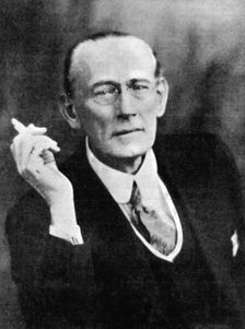 William John Locke (1863-1930), British novelist and short story writer, early 20th century
