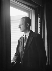William Muschenheim, portrait photograph, between 1911 and 1942. Creator: Arnold Genthe