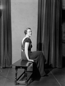 Wilson, Robert Whitelow, Mrs. - Portrait, 1933. Creator: Harris & Ewing