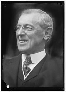 Wilson, Woodrow, between 1914 and 1918. Creator: Harris & Ewing