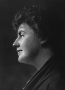 Wilson, Woodrow, Mrs. (formerly Mrs. Norman Galt), portrait photograph, 1915 Feb. 16. Creator: Arnold Genthe