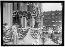 Wilson, Woodrow, speaking, between 1910 and 1917. Creator: Harris & Ewing
