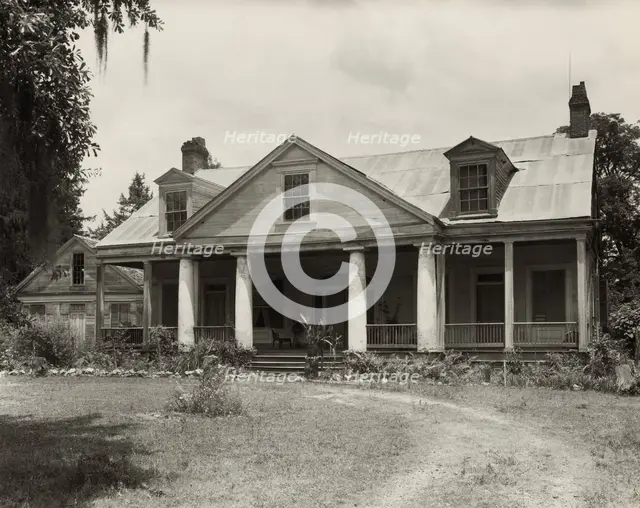 Windy Hill Manor, Natchez vic., Adams County, Mississippi, 1938. Creator: Frances Benjamin Johnston.
