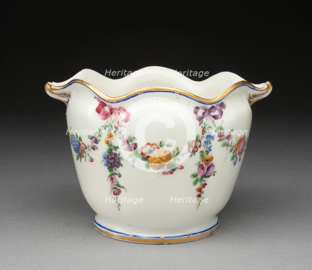 Wineglass Cooler, Sèvres, 1758. Creators: Sèvres Porcelain Manufactory, Antoine-Toussaint Cornailles.