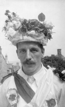 Winster Morris Dancers, Derbyshire, 1908