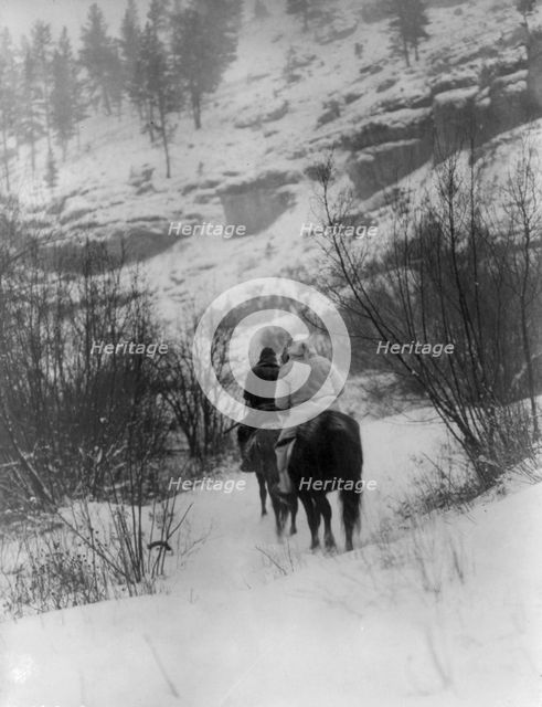 Winter hunter[s]-Apsaroke, c1908. Creator: Edward Sheriff Curtis.