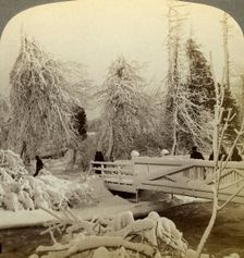Winter scene, Luna Island, Niagara Falls, New York, USA.Artist: Underwood & Underwood