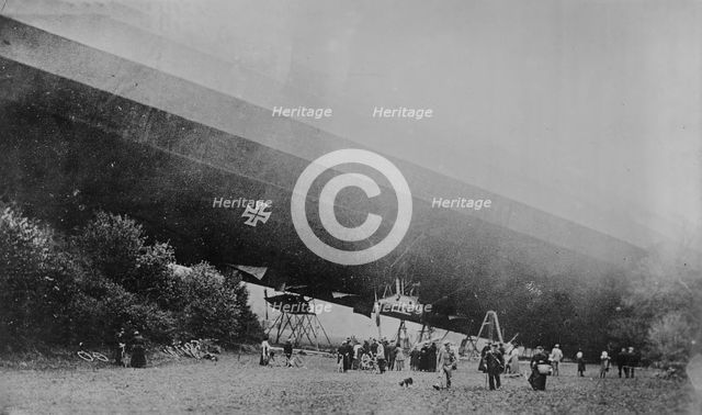 Wrecked zep. [zeppelin] in France, 1917. Creator: Bain News Service.