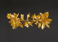 Wreath with detached stem including leaves and detached berries, 300-100 BC. Creator: Unknown