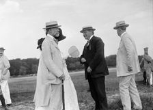 Wright Brothers Flight, 1909. Creator: Harris & Ewing