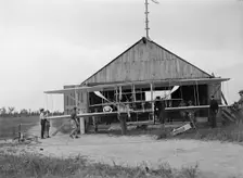 Wright Flights, Fort Myer, Va, July 1909. Creator: Harris & Ewing