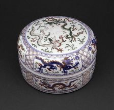Wucai Dragon Box and Cover, Ming dynasty (1368-1644), Wanli reign (1563-1620). Creator: Unknown