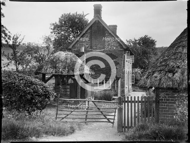 Wycombe, Buckinghamshire, 1918. Creator: Katherine Jean Macfee.
