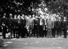 T.R. [Theodore Roosevelt] and Ill. Delegation, 6/1/12, 1912. Creator: Bain News Service