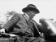 T.R. [Theodore Roosevelt] receiving congratulations, between c1910 and c1915. Creator: Bain News Service