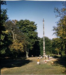 Totem Pole, Windsor Great Park, Runnymede, Surrey, 1959. Creator: Norman Barnard