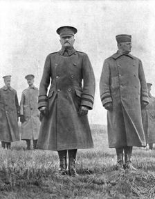 "Tout ce que nous avons est a vous"; Le general Pershing et le general Liggett commandant...1918. Creator: Unknown
