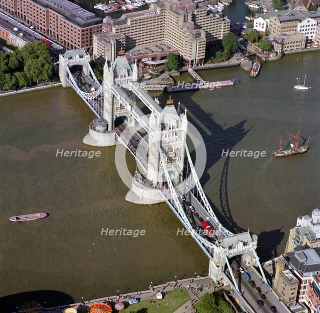 Tower Bridge, London, c2000s. Artist: Unknown.