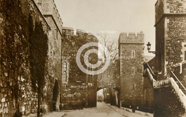 'Tower of London...Bloody Tower...St. Thomas's Tower and Wakefield Tower', c1910.  Creator: Unknown.