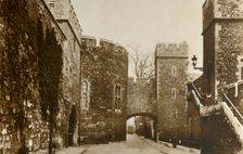 Tower of London...Bloody Tower...St. Thomas's Tower and Wakefield Tower c1910. Creator: Unknown