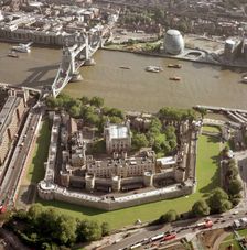 Tower of London, Tower Bridge and the Greater London, Authority offices, London, 2002 Artist: EH/RCHME staff photographer