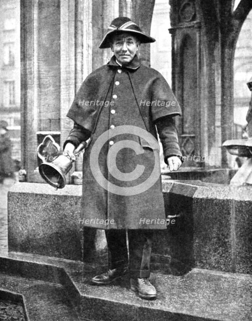 Town crier, Cambridge, England, 1936. Artist: Donald McLeish
