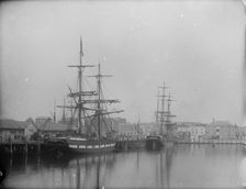 Town Jetty, City of Southampton, 1878. Creator: Henry Taunt