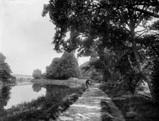 Towpath beside the River Thames, near Sonning, Berkshire, 1885. Artist: Henry Taunt