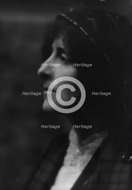 Todd, Helen, portrait photograph, 1913. Creator: Arnold Genthe.
