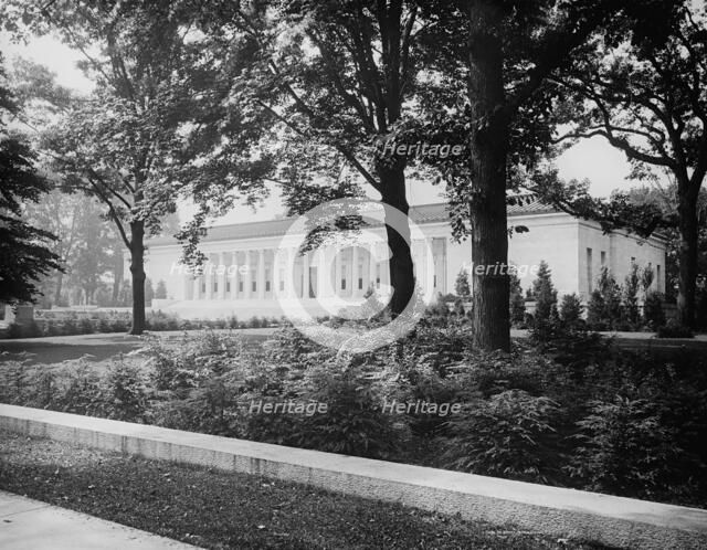 Toledo Museum of Art, c.between 1910 and 1920. Creator: Unknown.