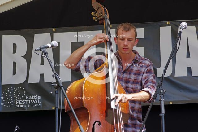 Tom Moore, Remi Harris and Tom Moore Duo, Battle Jazz Weekend, Battle, East Sussex, 24 July 2022. Creator: Brian O'Connor.