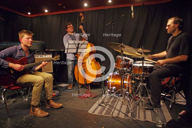Tom Ollendorf, Conor Chaplin and Ari Hoenig, Verdict Jazz Club, Brghton, E. Sussex, 6th Oct. 2021. Creator: Brian O'Connor.