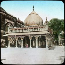 Tomb of Nizamuddin Auliya, Delhi, India, late 19th or early 20th century