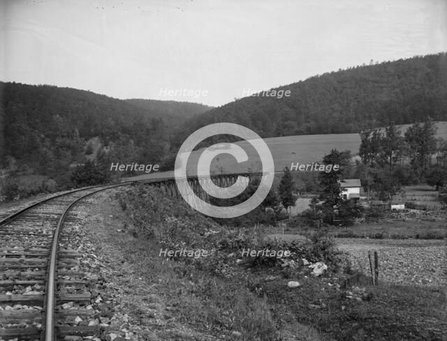 Toms Creek trestle [Frederick County, Md.], between 1900 and 1905. Creator: Unknown.
