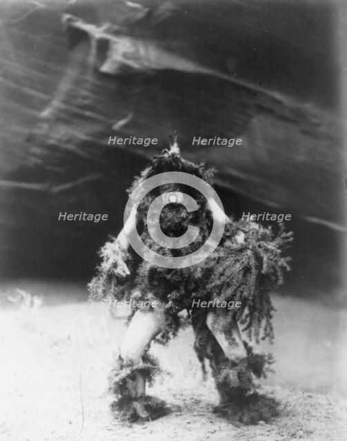 Tonenili-Navaho, c1905. Creator: Edward Sheriff Curtis.