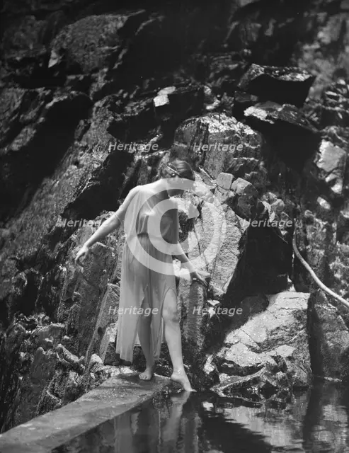 Tonetti, Miss, at Sneding's Landing, 1921 June 7. Creator: Arnold Genthe.