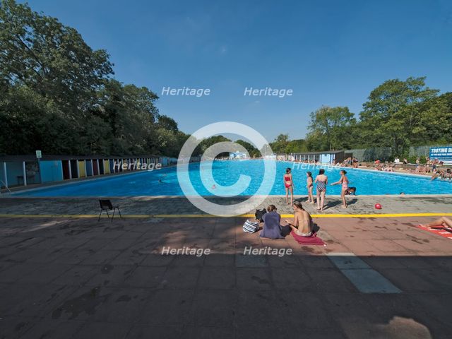 Tooting Bec Lido, Tooting Bec Road, Streatham, Wandsworth, London, 2013. Creator: Simon Inglis.