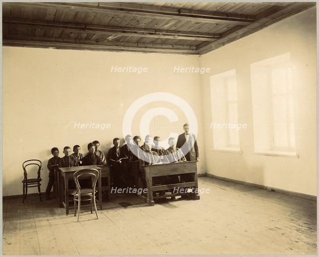 Top floor. III class, 1898. Creator: Unknown.