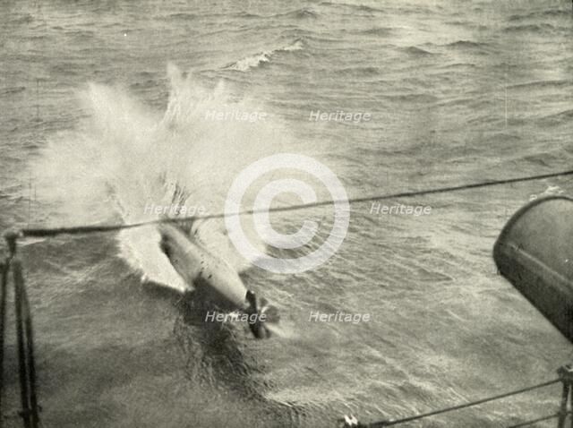 'Torpedo Entering the Water', (1919).  Creator: Unknown.