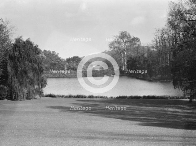 Taylor, Myron C., Mr., residence and grounds, Locust Valley, Long Island, New York, 1928 Nov. Creator: Arnold Genthe.