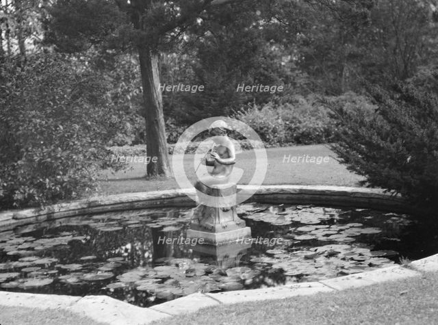 Taylor, Myron C., Mr., residence and grounds, Locust Valley, Long Island, New York, 1928 Nov. Creator: Arnold Genthe.